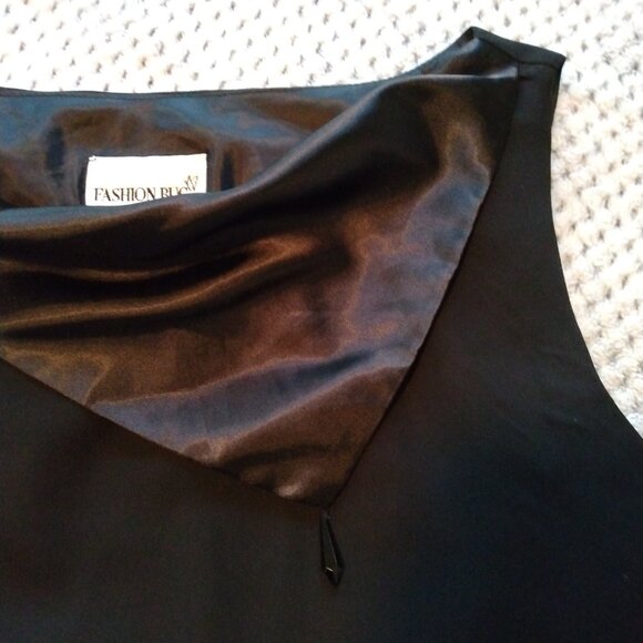 Fashion Bug Women's Black Sleeveless Layered Blouse Size 16 - Picture 2 of 6